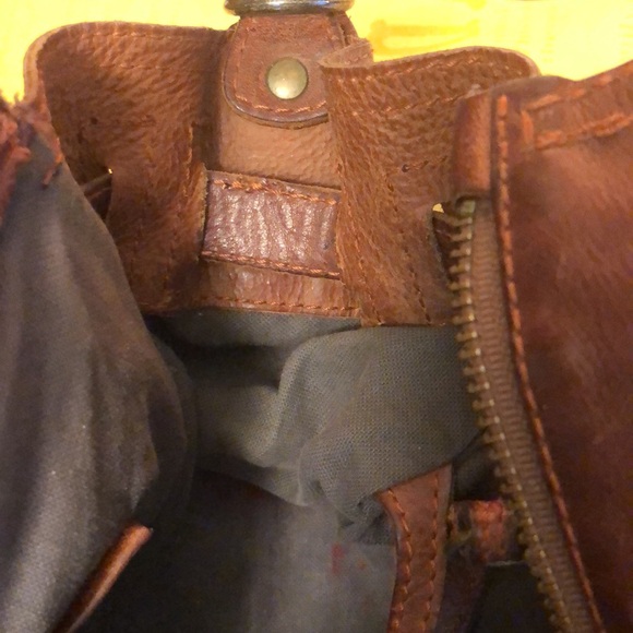 Frye Brown Leather Bag/Satchel 
13"wide x 6"deep across bottom x 10" high - Picture 16 of 16